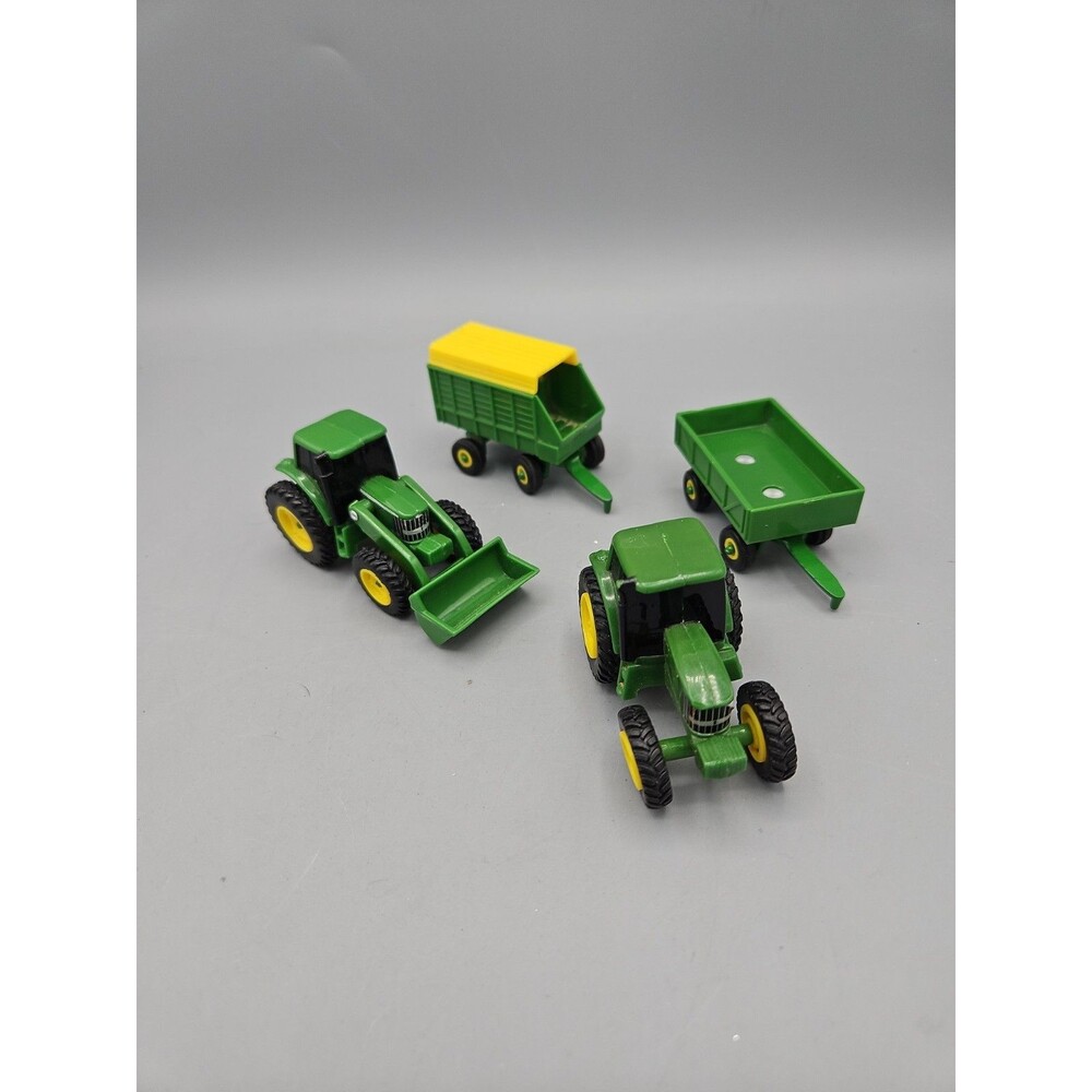 ERTL John Deere 4 Pc Micro Mini Tractor and Wagon Set 2-3/8" Long 1:64 Plastic